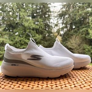 💙 SKECHERS ULTRA GO GOGO MAT SLIP ONS